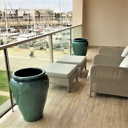 Apartment Marina De *